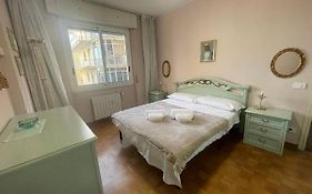 Suite Semeria 16 Mare Bilocale A Sanremo! Stunning One Bed In Sanremo'S Centre!